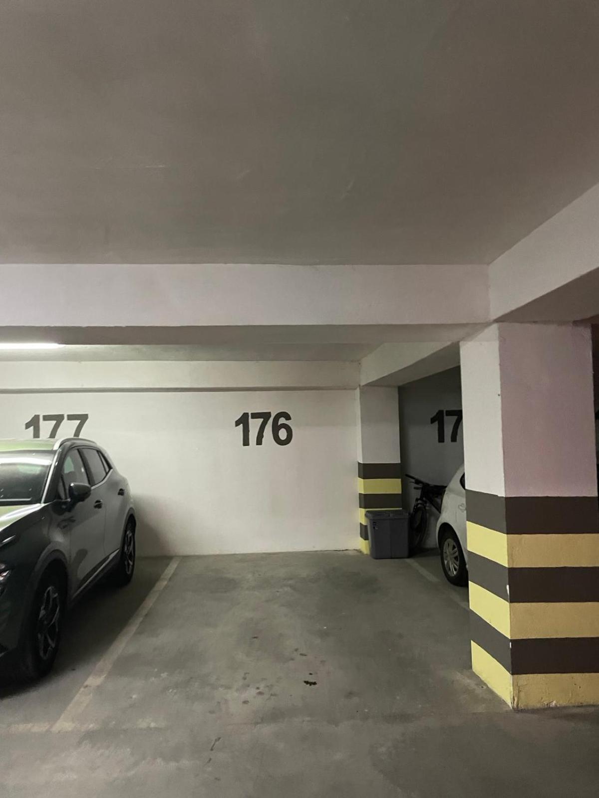 Porta Leks Apartment, Self Check-In, Own Parking Skopje Eksteriør bilde